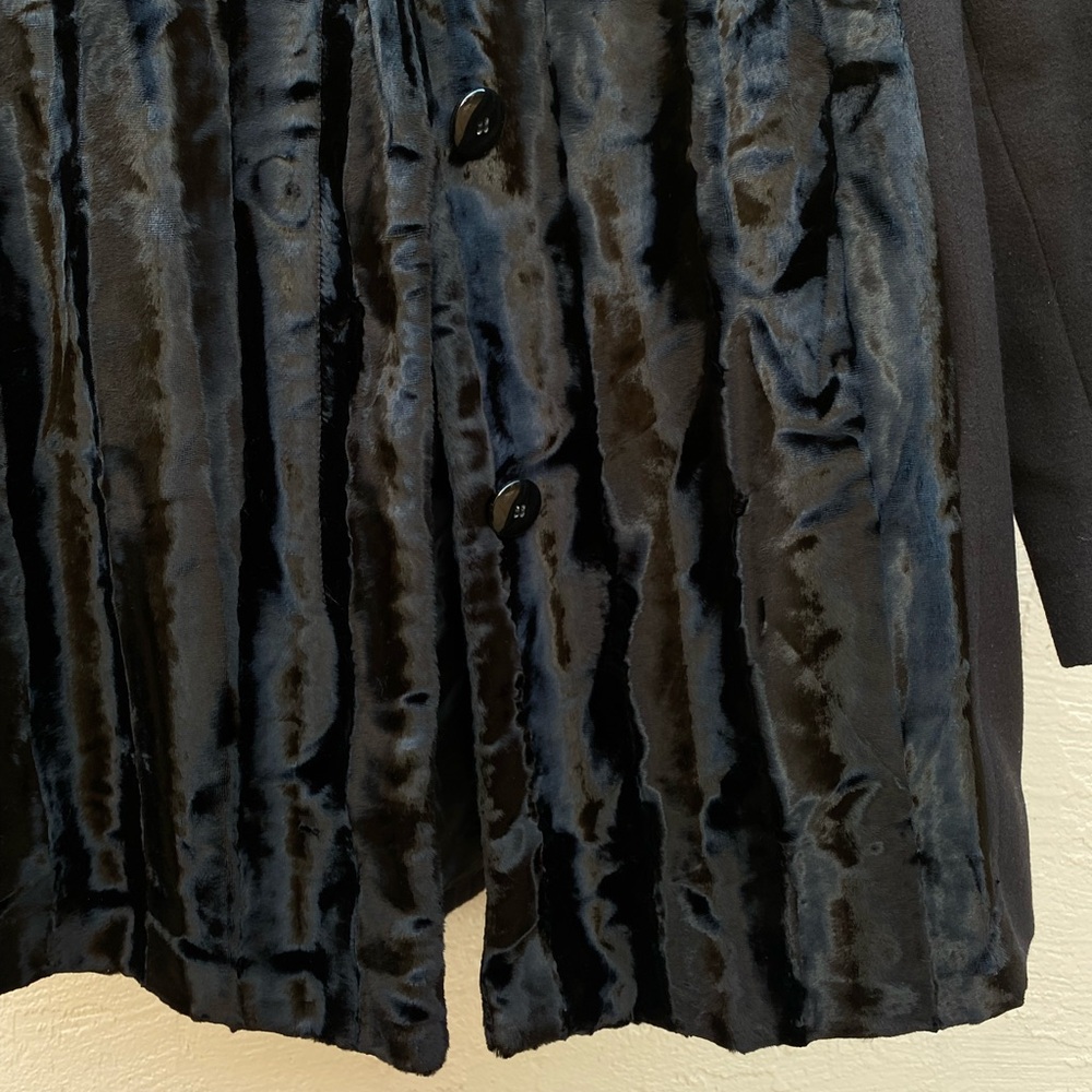 ‼️SOLD‼️ - Picture 2 of 4